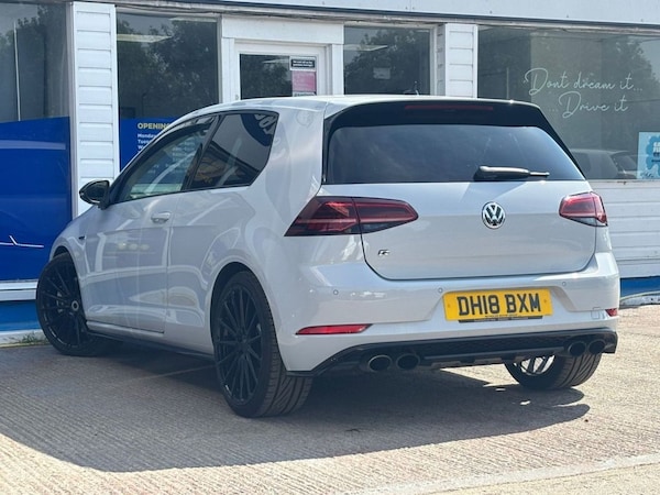 Used Volkswagen Golf 2018 for sale - 75666000: Photo 6