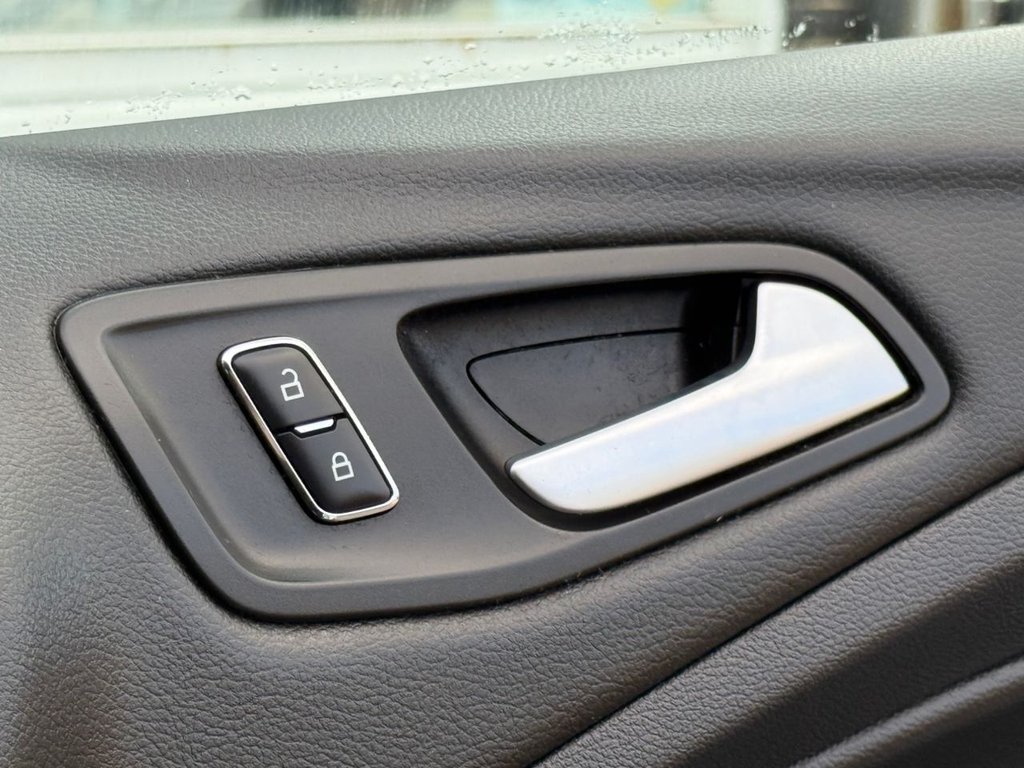 Used Ford Kuga 2016 for sale - 76546614: Photo 27