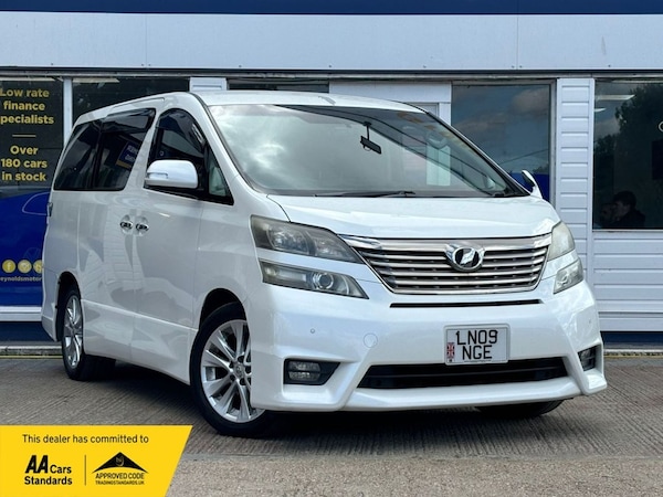 Used Toyota Vellfire 2021 for sale - 75665786: Photo 1