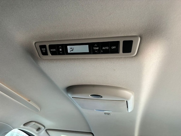 Used Toyota Vellfire 2021 for sale - 75665786: Photo 50