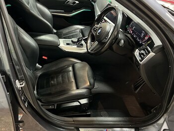 Used BMW 3 Series 2020 for sale - 77328029: Photo