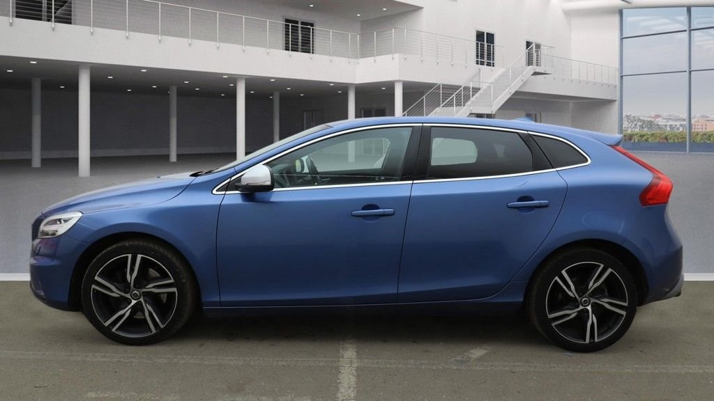 Used Volvo V40 2017 for sale - 77734404: Photo 13