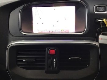 Used Volvo V40 2017 for sale - 77734404: Photo