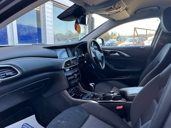 Used Infiniti Q30 2018 for sale - 75665826: Photo 13