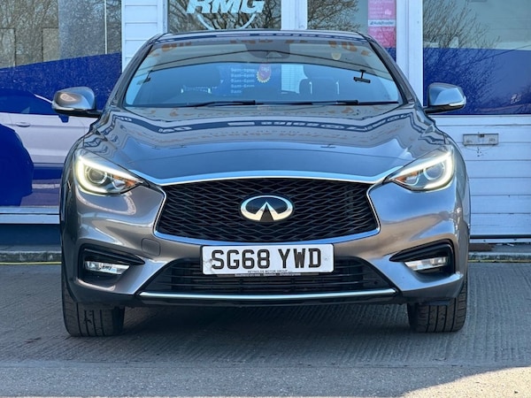 Used Infiniti Q30 2018 for sale - 75665826: Photo 3