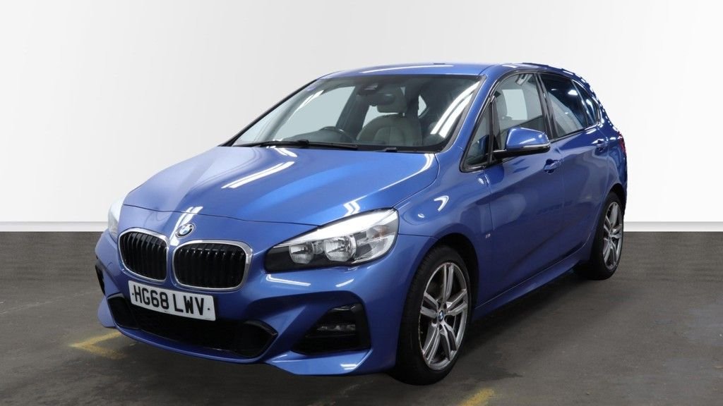Used BMW 2 Series 2018 for sale - 76950300: Photo 9