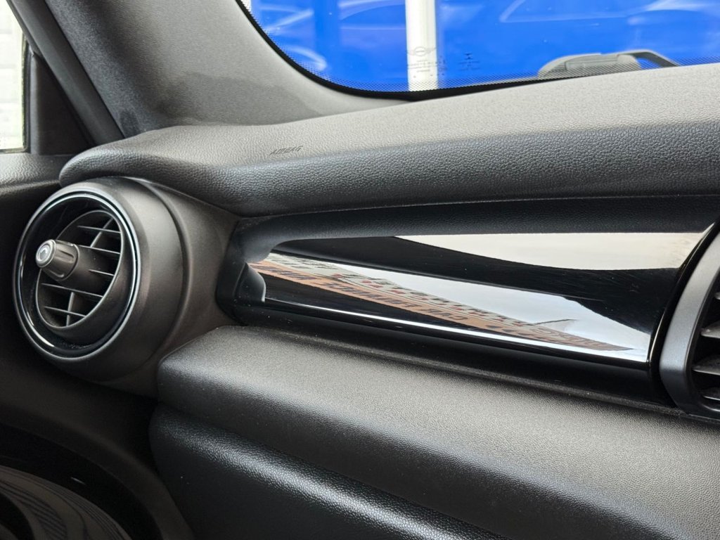 Used MINI Convertible 2017 for sale - 77546928: Photo 29