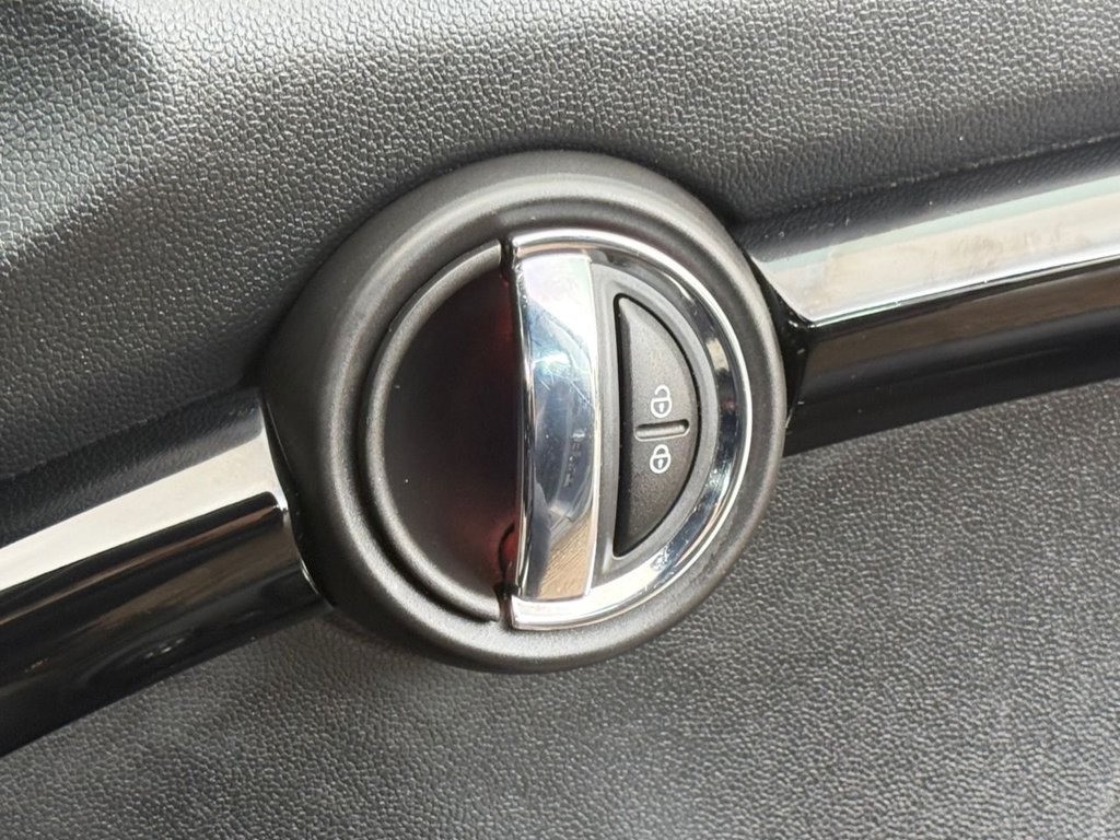 Used MINI Convertible 2017 for sale - 77546928: Photo 31