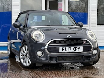 Used MINI Convertible 2017 for sale - 77546928: Photo