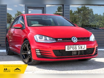 Used Volkswagen Golf 2016 for sale - 79219394: Photo
