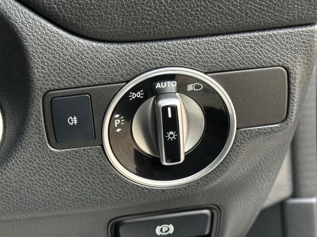 Used Mercedes-Benz CLA 2015 for sale - 75985861: Photo 25