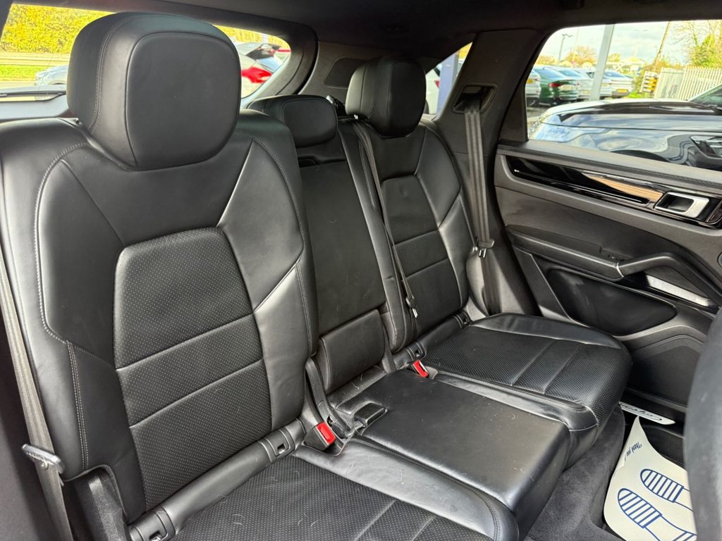 Used Porsche Cayenne 2020 for sale - 76582473: Photo 13