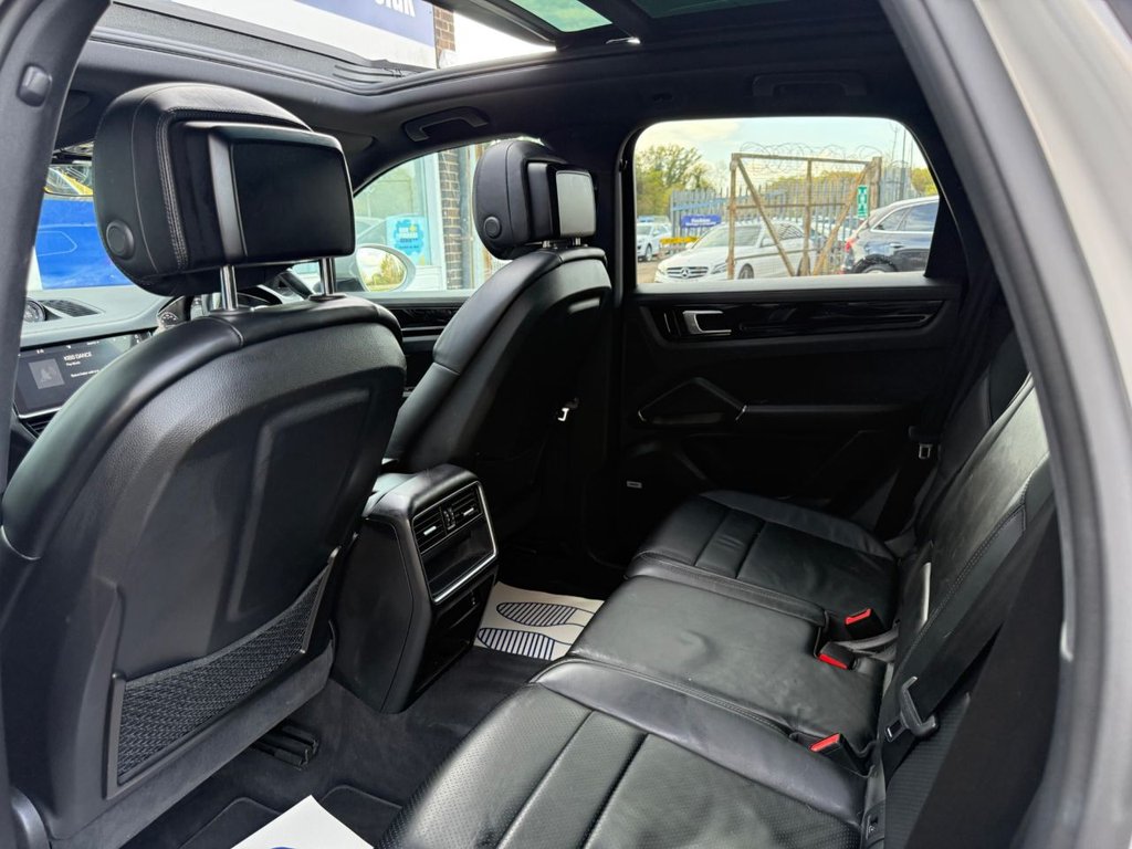 Used Porsche Cayenne 2020 for sale - 76582473: Photo 15