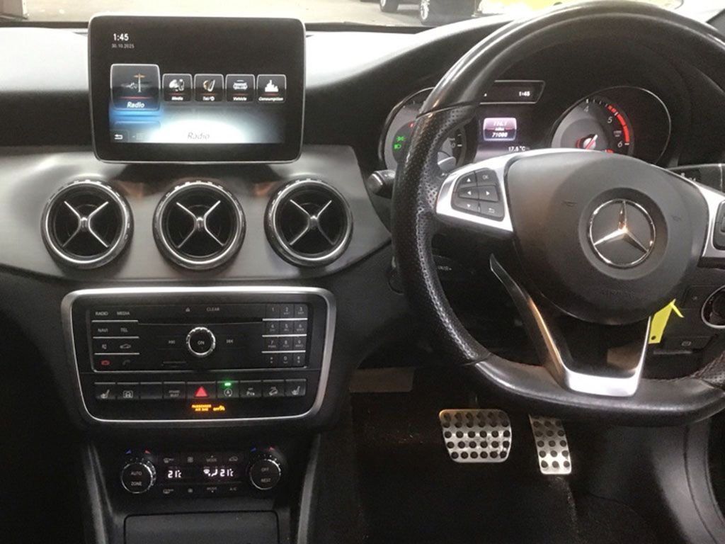 Used Mercedes-Benz GLA 2016 for sale - 76546924: Photo 2