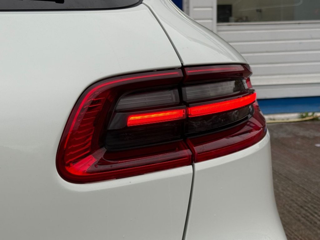 Used Porsche Macan 2018 for sale - 76496299: Photo 36