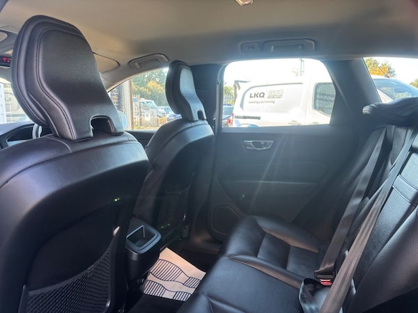 Used Volvo XC60 2019 for sale - 76147334: Photo 17