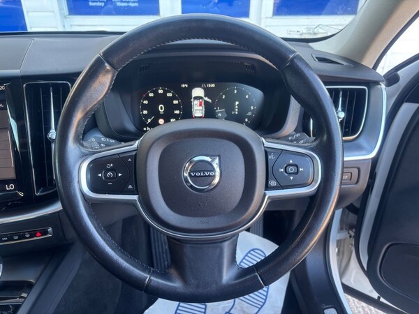 Used Volvo XC60 2019 for sale - 76147334: Photo 25
