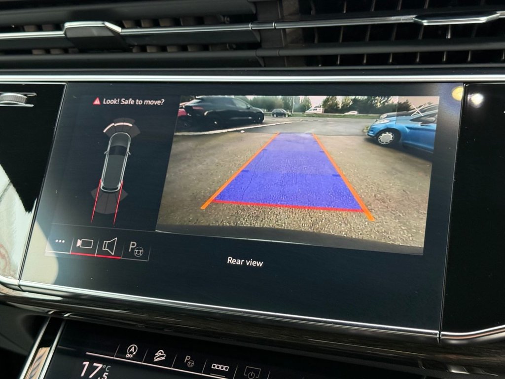 Used Audi Q7 2022 for sale - 76547065: Photo 33