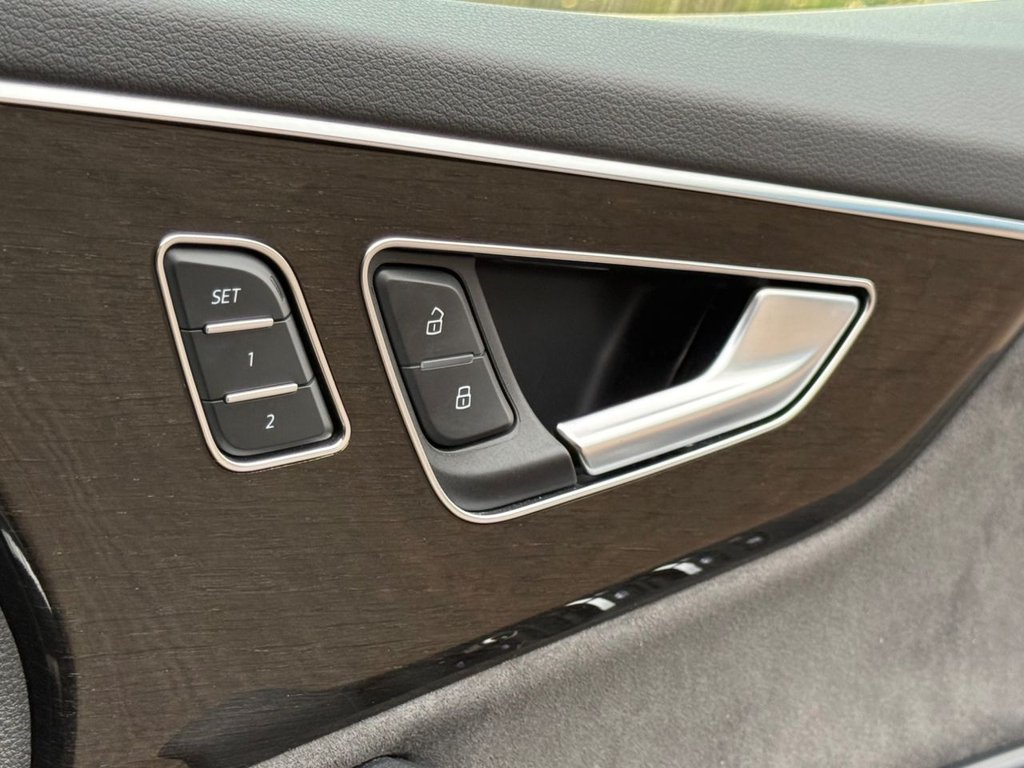 Used Audi Q7 2022 for sale - 76547065: Photo 34