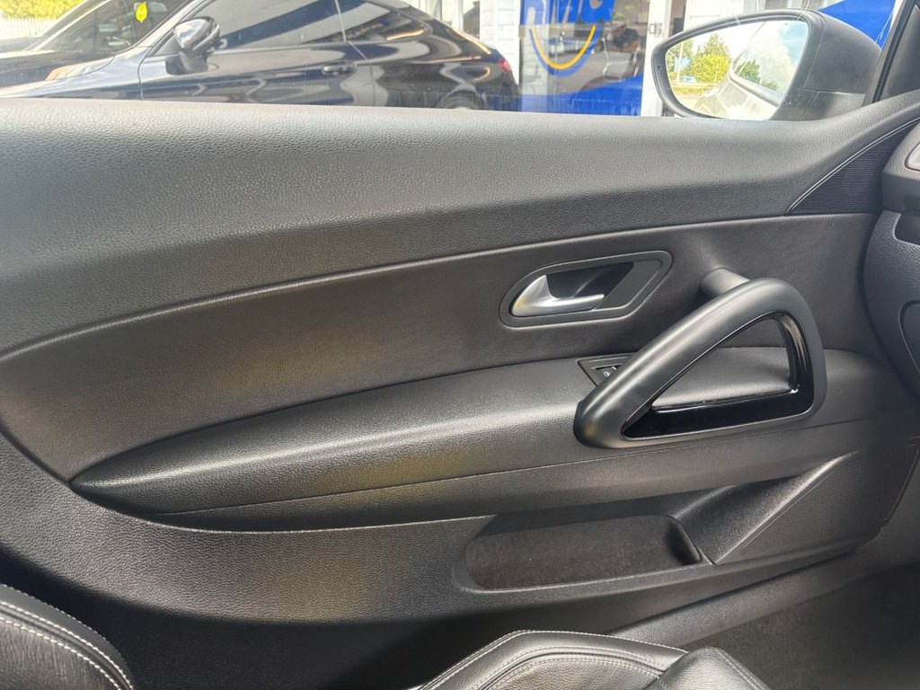 Used Volkswagen Scirocco 2015 for sale - 76039653: Photo 31