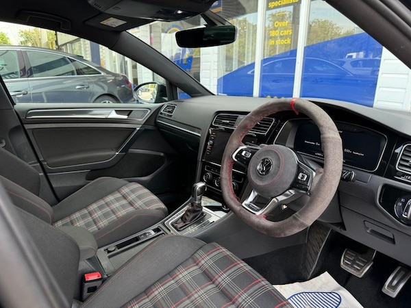 Used Volkswagen Golf 2017 for sale - 76291096: Photo 10