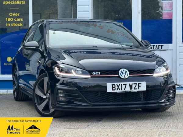 Used Volkswagen Golf 2017 for sale - 76291096: Photo 1