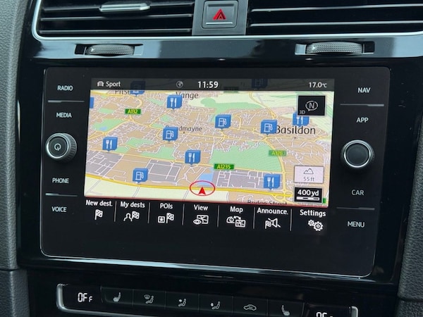 Used Volkswagen Golf 2017 for sale - 76291096: Photo 31