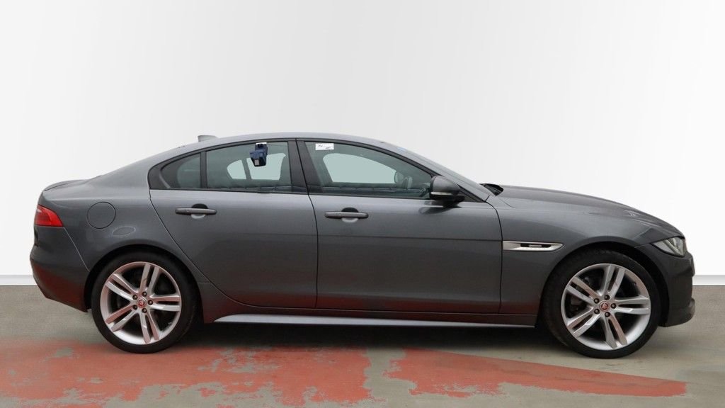 Used Jaguar XE 2017 for sale - 77328177: Photo 12