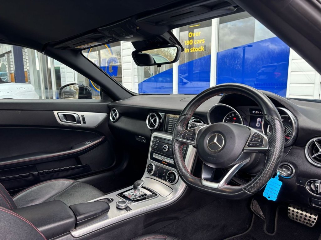 Used Mercedes-Benz SLC 2017 for sale - 76345299: Photo 3