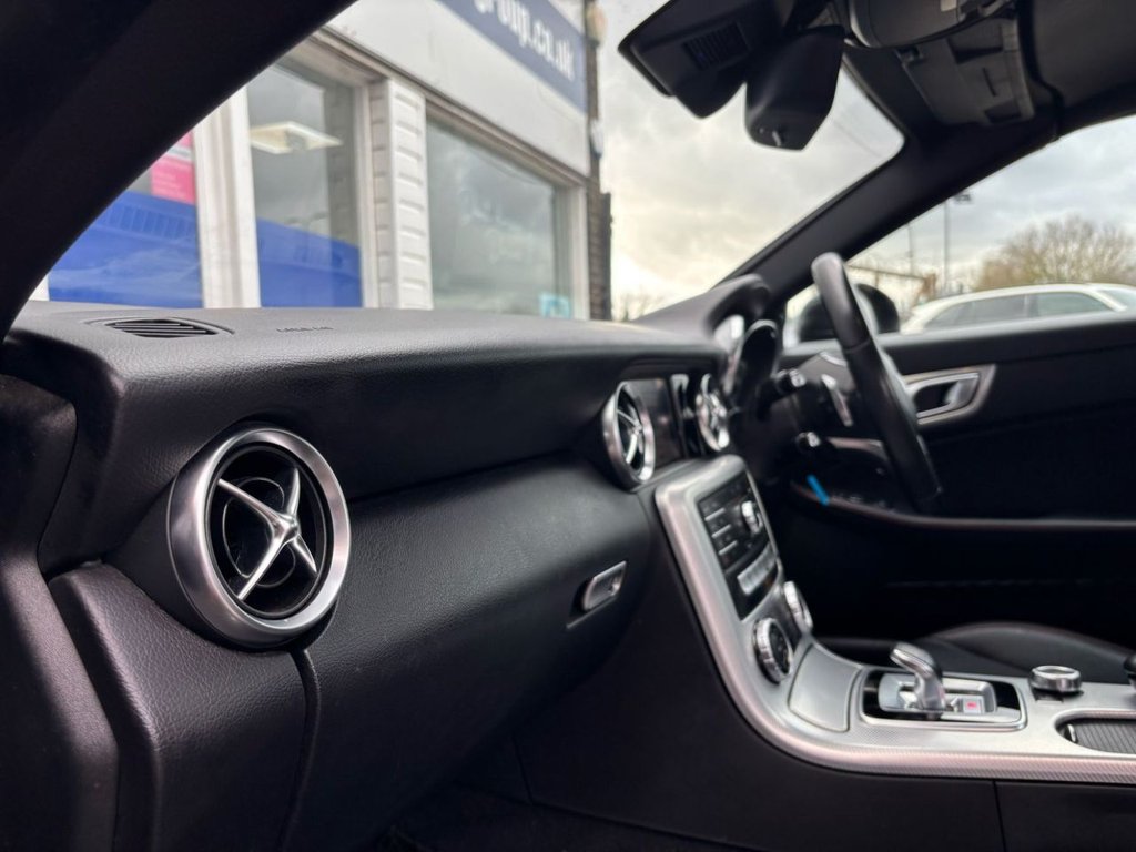 Used Mercedes-Benz SLC 2017 for sale - 76345299: Photo 46