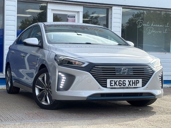 Used Hyundai IONIQ 2016 for sale - 76185132: Photo 2