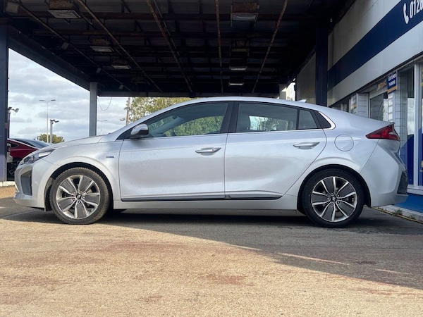 Used Hyundai IONIQ 2016 for sale - 76185132: Photo 5