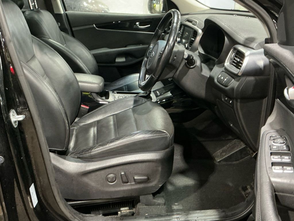 Used Kia Sorento 2017 for sale - 77328047: Photo 3
