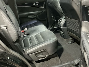 Used Kia Sorento 2017 for sale - 77328047: Photo