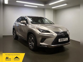 2018 (18) - 300h 2.5 Premier 5dr CVT