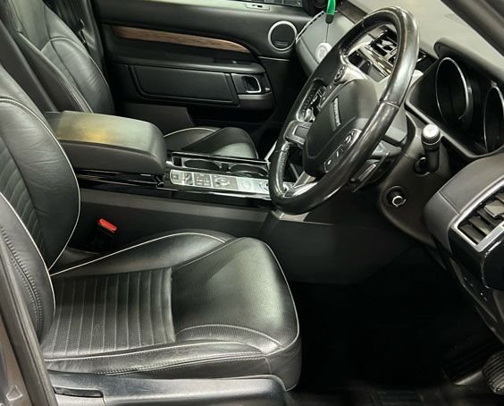 Used Land Rover Discovery 2017 for sale - 76547058: Photo 3