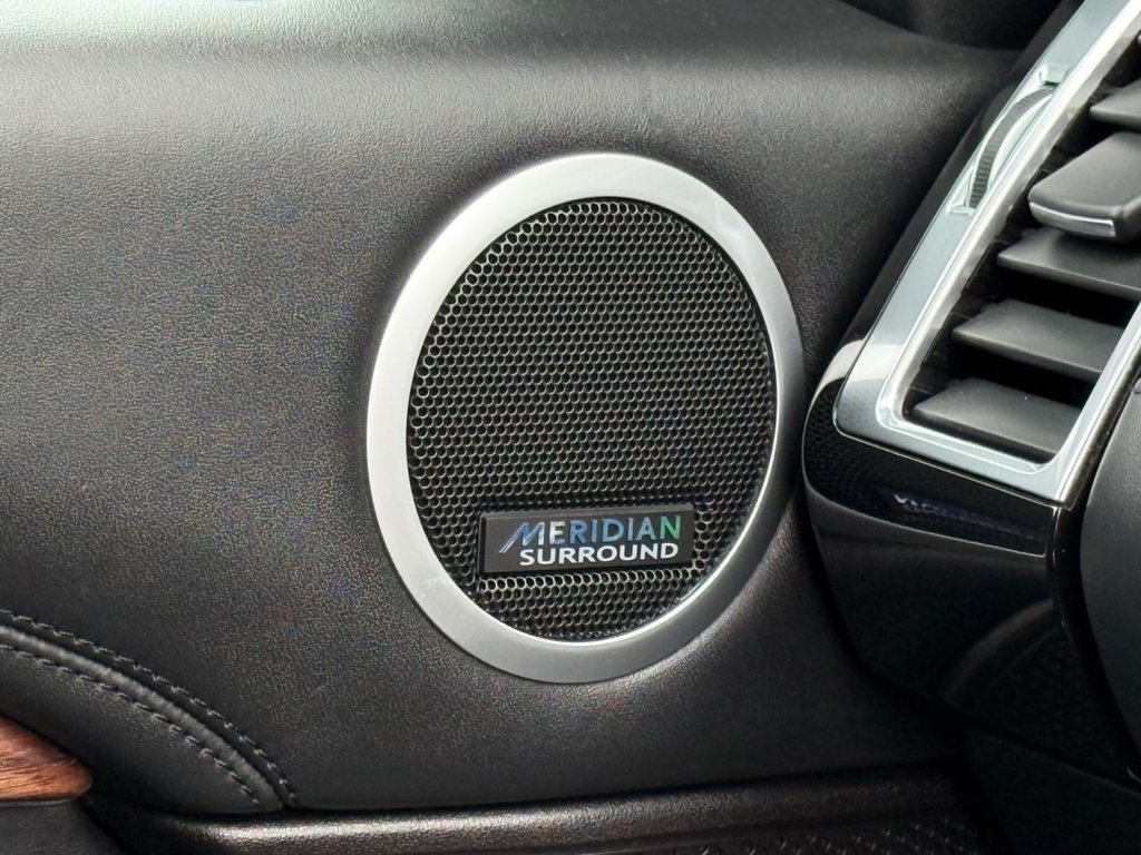 Used Land Rover Discovery 2017 for sale - 76547058: Photo 32