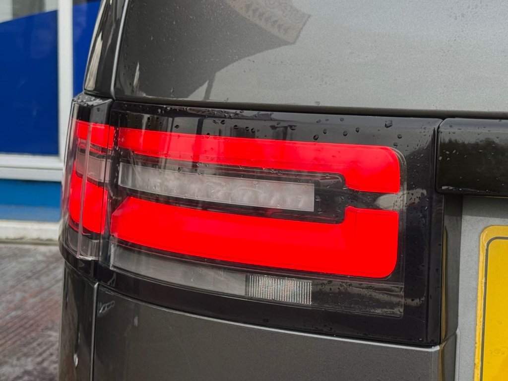 Used Land Rover Discovery 2017 for sale - 76547058: Photo 36