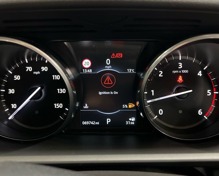 Used Land Rover Discovery 2017 for sale - 76547058: Photo 6