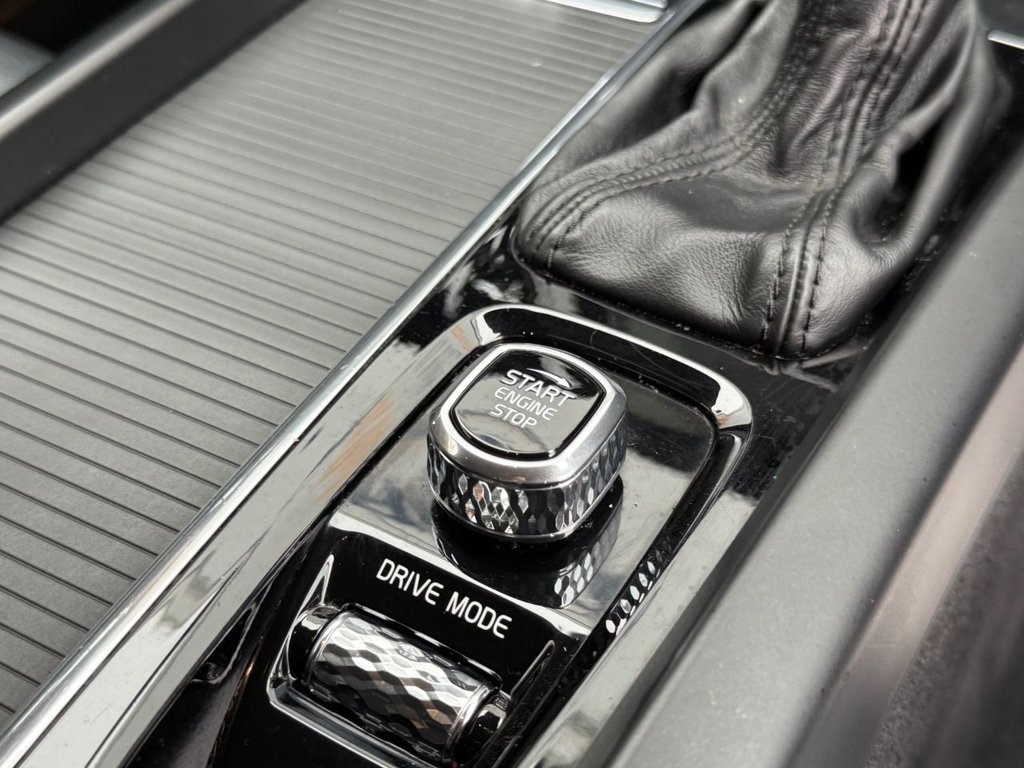 Used Volvo XC60 2019 for sale - 77356773: Photo 30