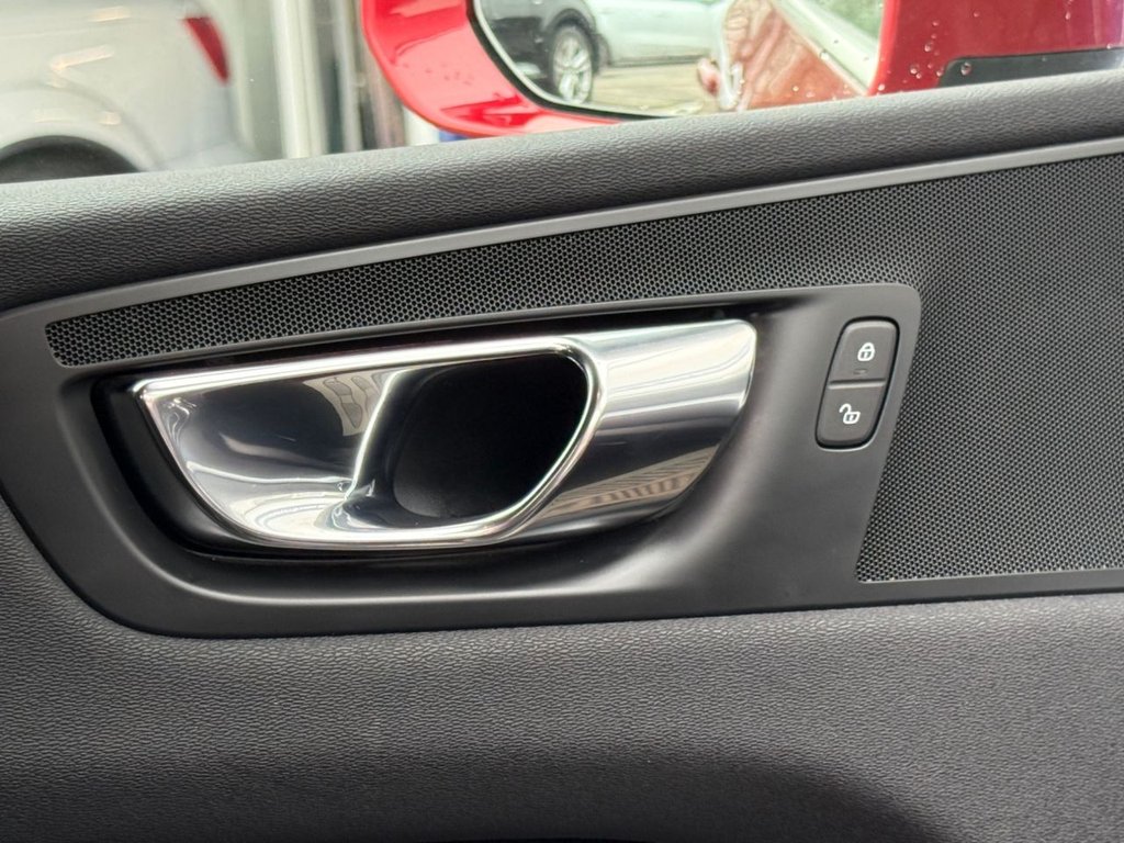 Used Volvo XC60 2019 for sale - 77356773: Photo 32