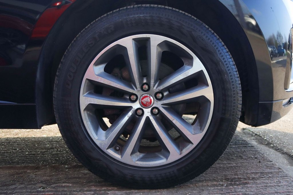 Used Jaguar F-Pace 2017 for sale - 77384058: Photo 18