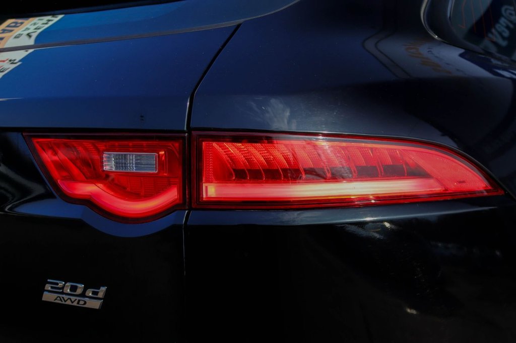 Used Jaguar F-Pace 2017 for sale - 77384058: Photo 26