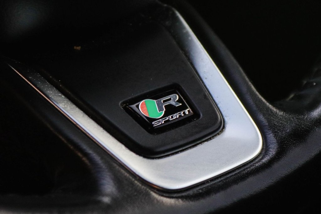 Used Jaguar F-Pace 2017 for sale - 77384058: Photo 32