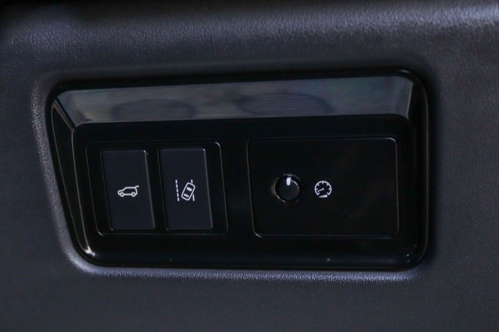 Used Jaguar F-Pace 2017 for sale - 77384058: Photo 45