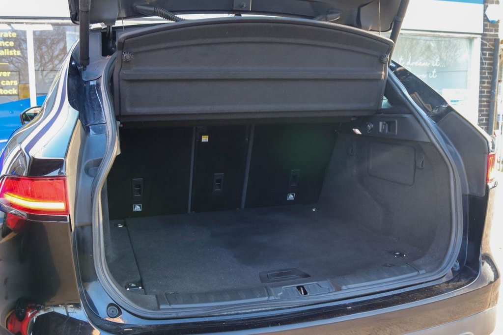 Used Jaguar F-Pace 2017 for sale - 77384058: Photo 50