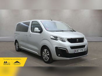 Used Peugeot Traveller 2017 for sale - 78819688: Photo