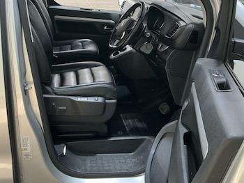 Used Peugeot Traveller 2017 for sale - 78819688: Photo