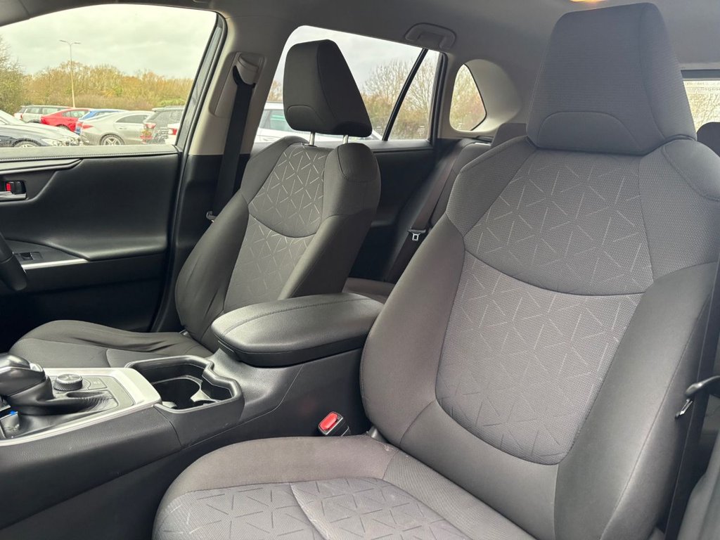 Used Toyota RAV4 2020 for sale - 76841699: Photo 17