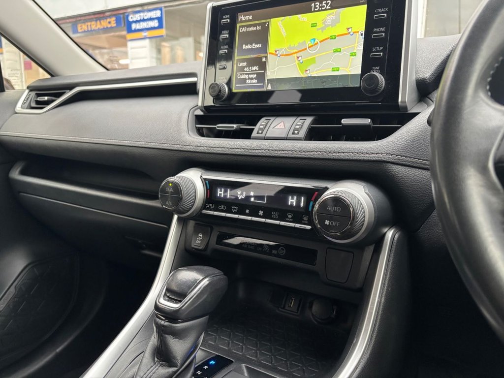 Used Toyota RAV4 2020 for sale - 76841699: Photo 30